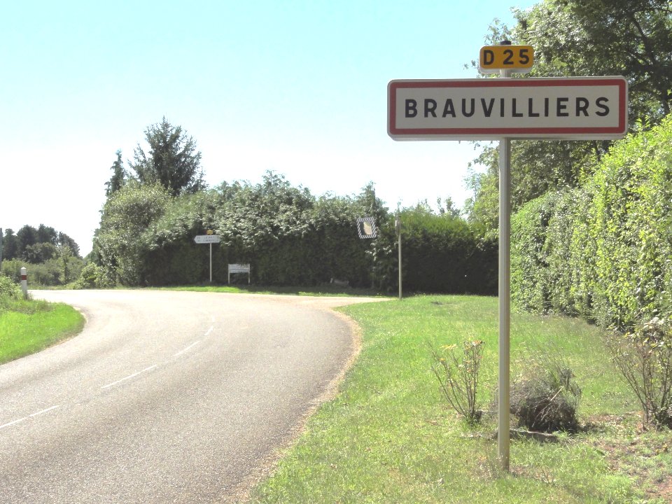 Brauvilliers (Meuse) city limit sign