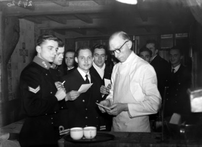 Braziliaans Opleidingsschip. Adelborsten in de vijf Vlieghen, Bestanddeelnr 902-4326