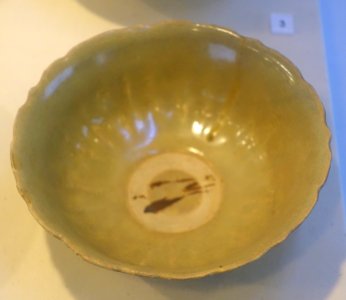 Bowl, celadon glaze ceramic - Lý dynasty, 11th-12th century AD - Vietnam National Museum of Fine Arts - Hanoi, Vietnam - DSC05402