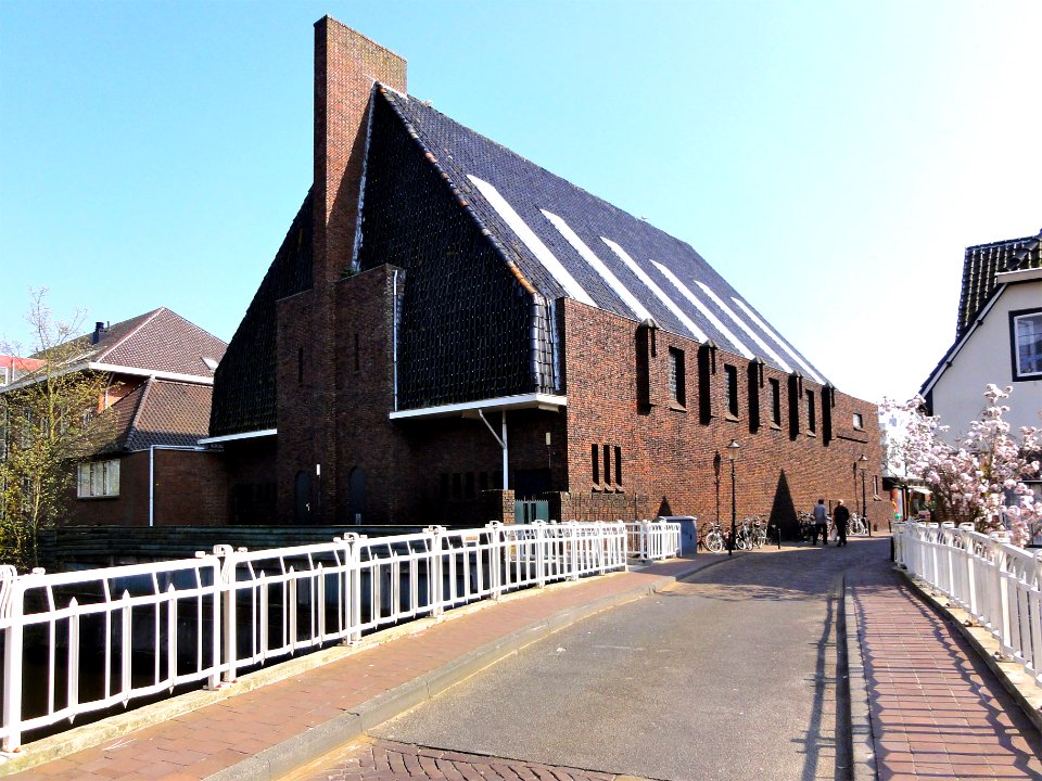 Breedebrug en gereformeerde kerk Appingedam