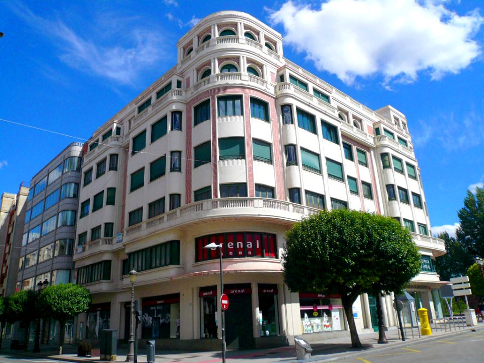Burgos - Edificio en Plaza de Mío Cid nº 6 (6)