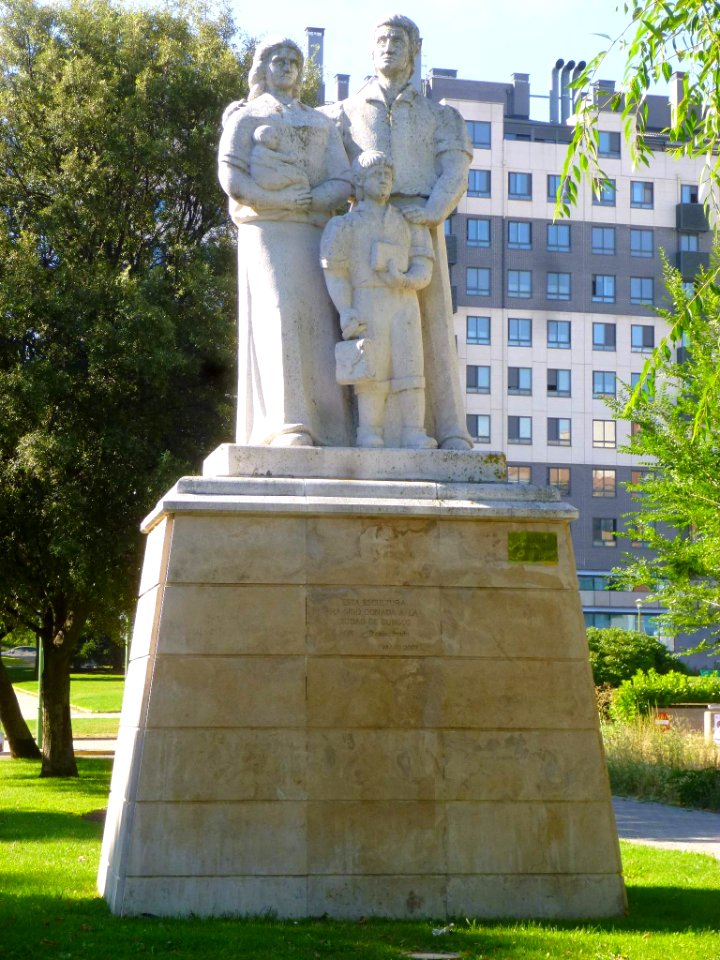 Burgos - Escultura de Pablo Barbadillo Miguel