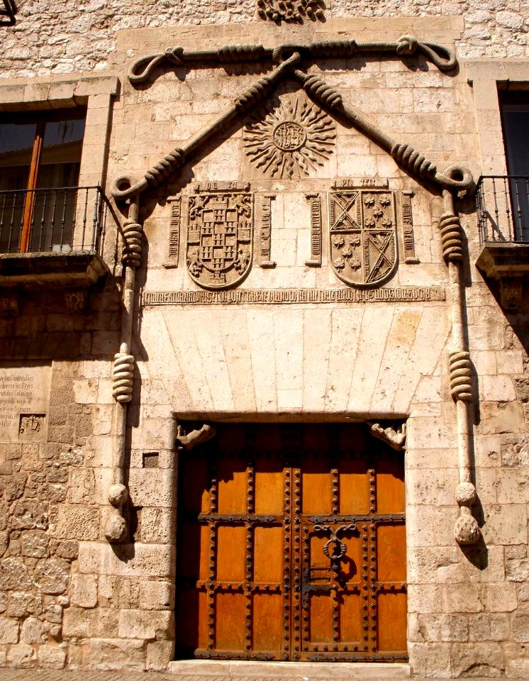 Burgos - Casa del Cordon 11