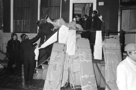 Brand in sexclubs aan de Oude Zijds Achterburgwal in Amsterdam, 13 doden brandw…, Bestanddeelnr 932-8109
