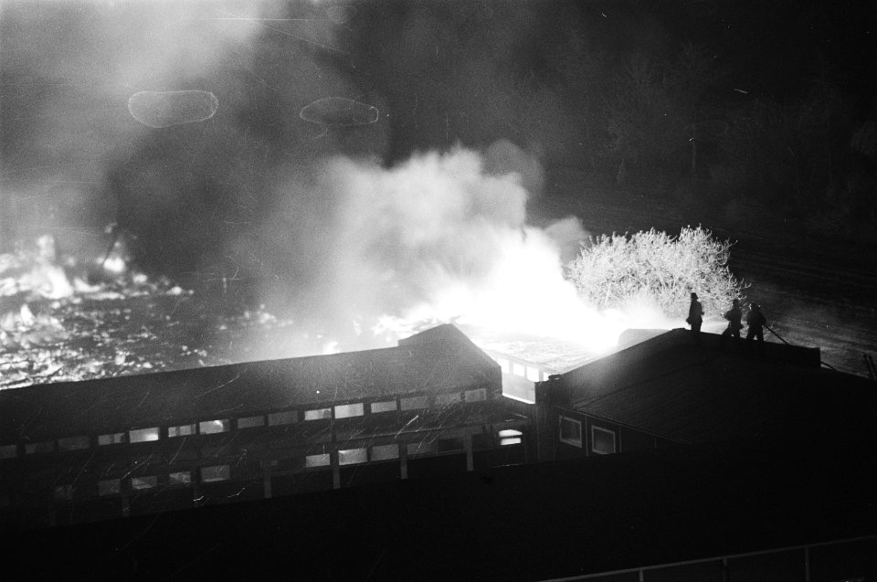 Brand scholengemeenschap Pascal aan Amsterdamse Jan Tooropstraat, Bestanddeelnr 928-9083