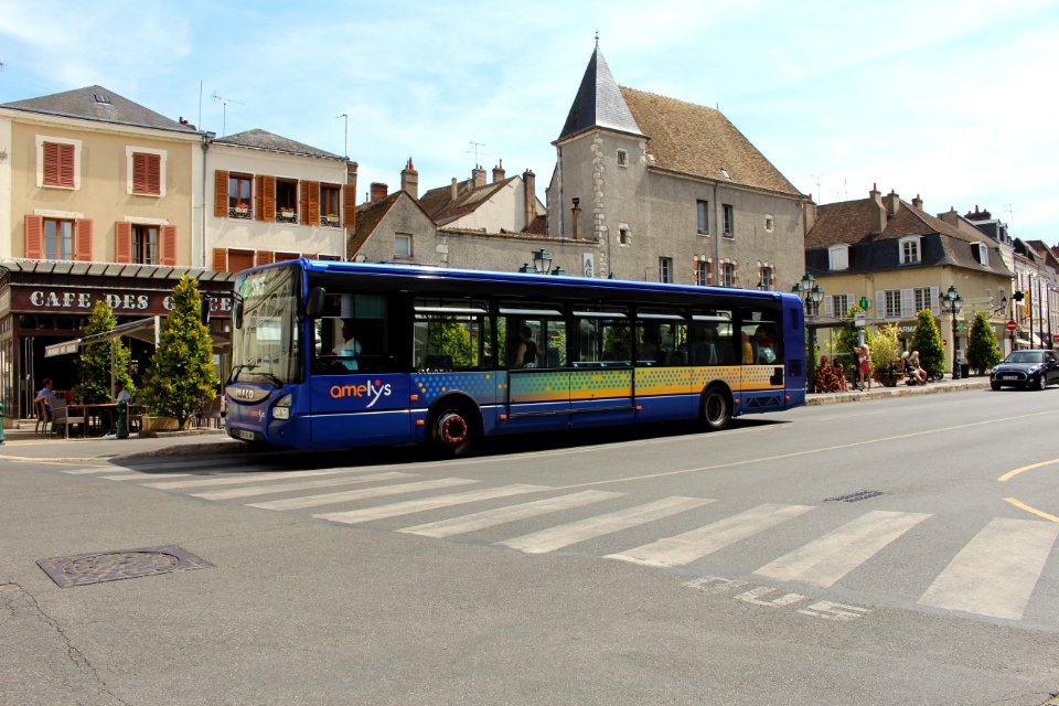 Bus Ligne 2 Amelys Place Mirabeau Montargis 1