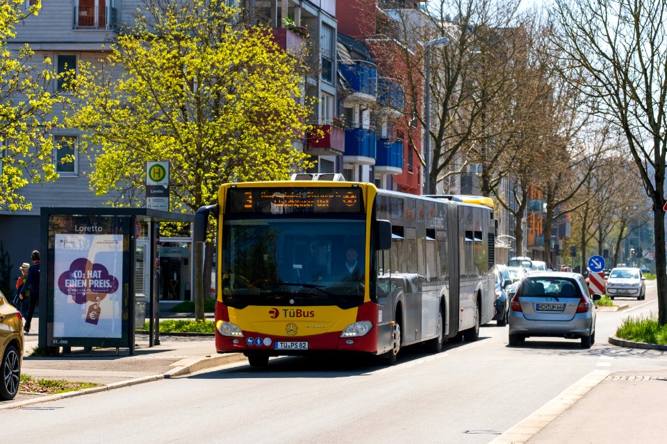 Bushaltestelle Loretto in Tübingen in Fahrtrichtung Hauptbahnhof