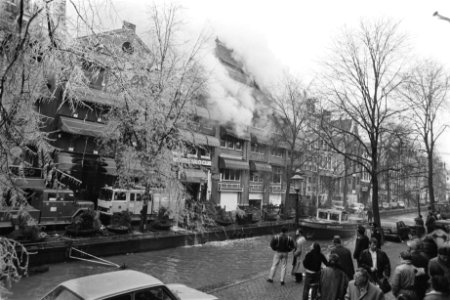 Brand in sexclubs aan de Oude Zijds Achterburgwal in Amsterdam, 13 doden nablus, Bestanddeelnr 932-8112