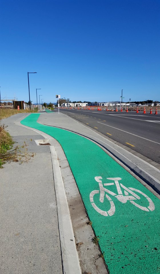 Bus Stop Cycle Lane Bypass, Whenuapai I, 2018-05