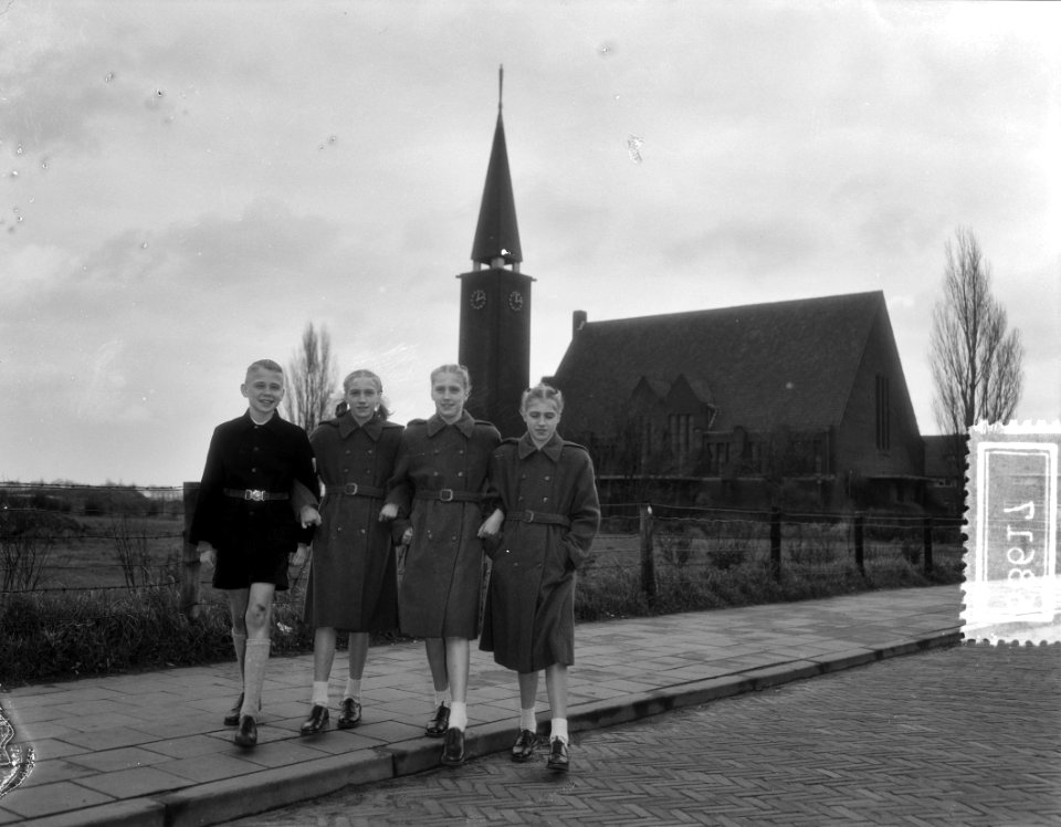 Zwolse vierling Kiffers, 12 jaar, Elly, Rini, Dorothea, Han, Bestanddeelnr 906-8617