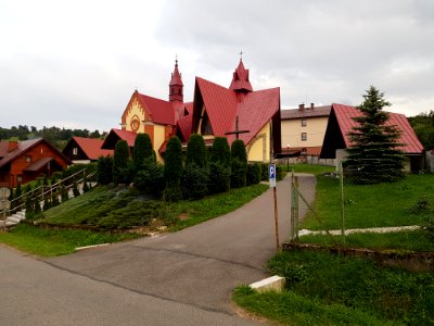 Zwardoń, kościół