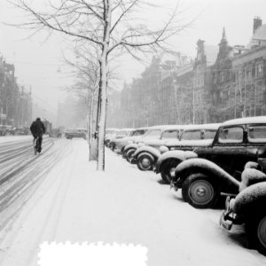 Zware sneeuwval Amsterdam Dam en Rokin, Bestanddeelnr 906-2931