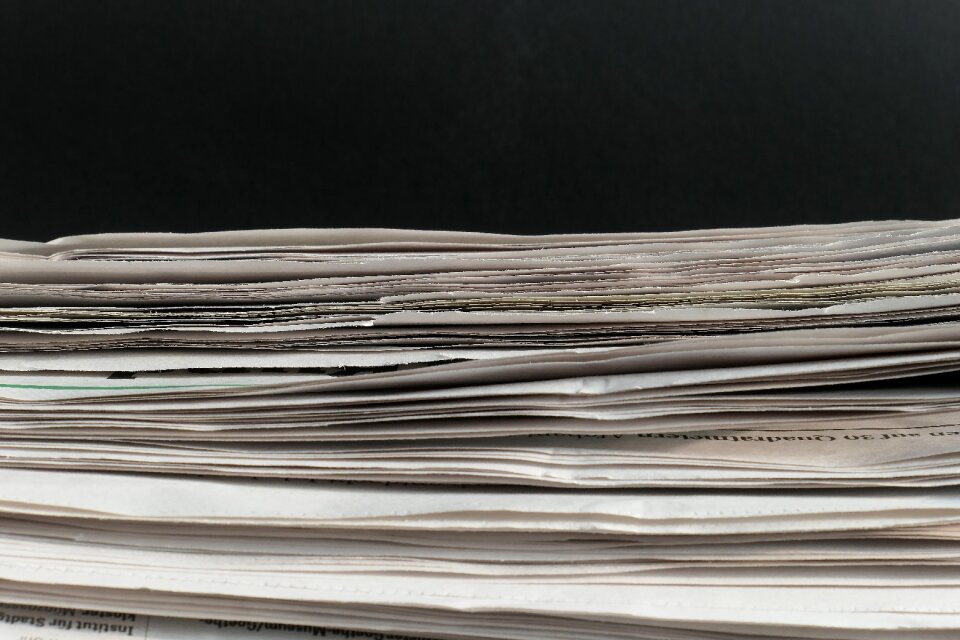 Tabloid background journalist