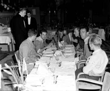 Zwitserse ploeg in Amsterdam in hun hotel, Bestanddeelnr 906-5729