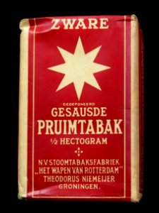 Zware gesausde Pruimtabak pakje, foto1
