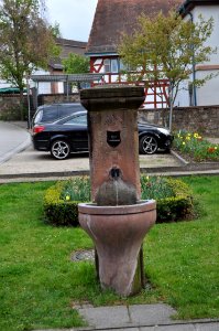 Zwingenberg, Amtsgericht, Brunnen