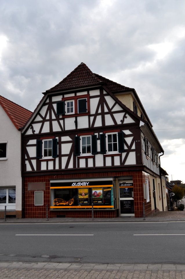 Zwingenberg, Pass 3
