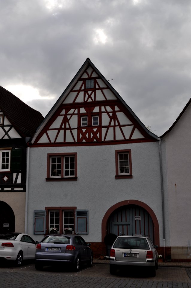 Zwingenberg, Marktplatz 3