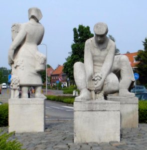 Zwijndrecht kunstwerk wieder planter oogster