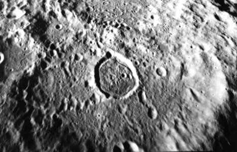 Zwicky crater AS17-M-0837