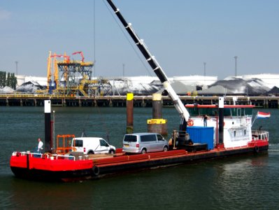 Zwarte Water - ENI 02324891, Port of Rotterdam pic2