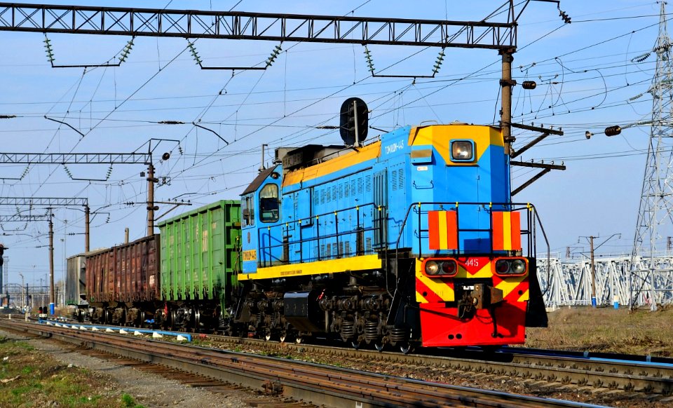 ТЭМ18ДМ-445, Russia, Penza region, Penza-III station (Trainpix 98665)