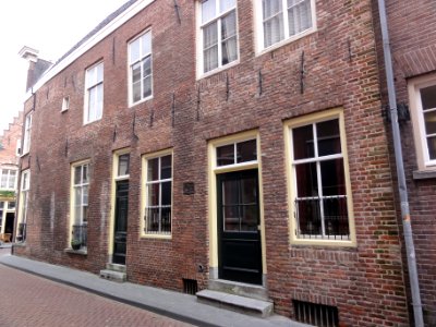 's-Hertogenbosch Rijksmonument 21892 Waterstraat 2, 4