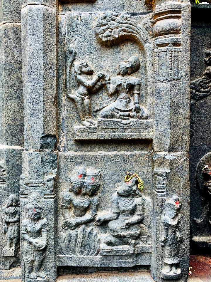 16th century Chintala Venkataramana Swamy temple, Tadipatri, reliefs of Hindu epics and structural artwork - 30