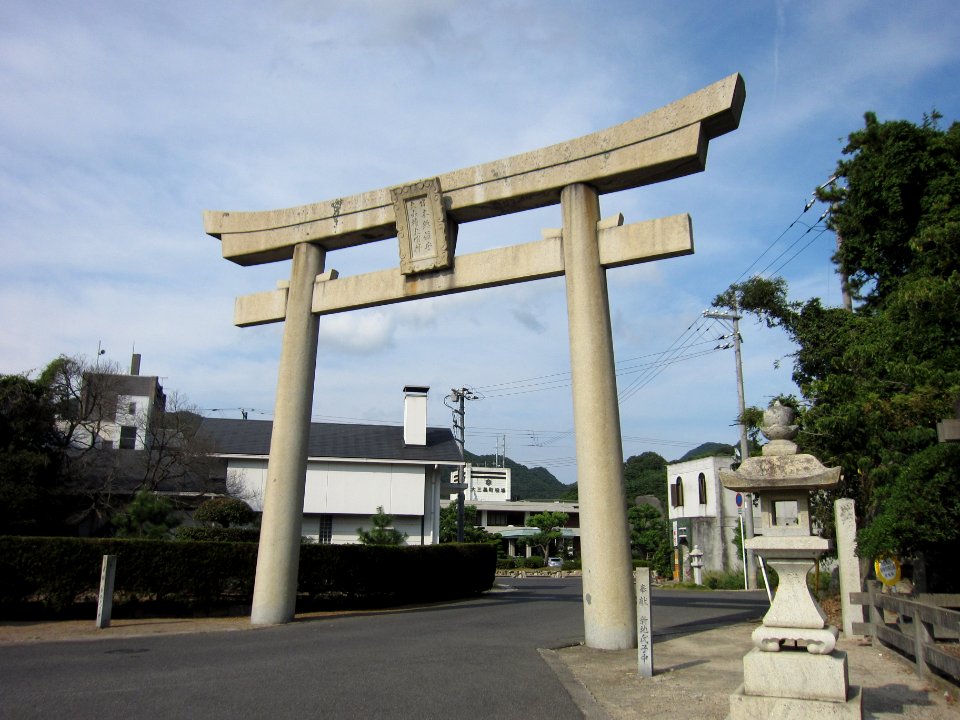 Ōyamazumi-jinja ichinotorii