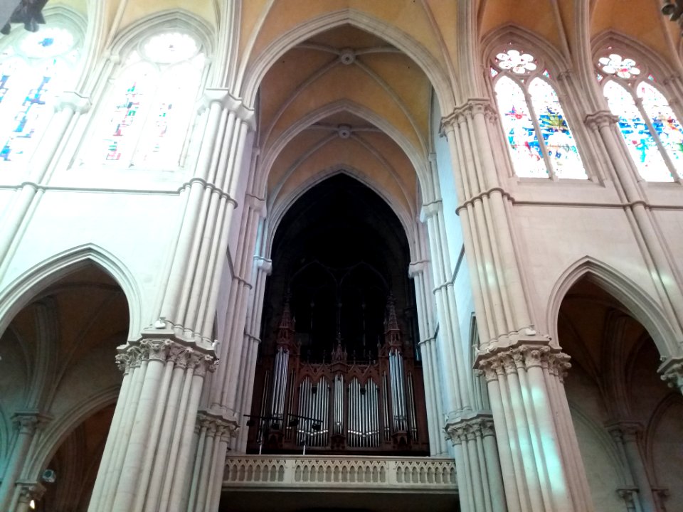 Église de la Rédemption - Ancien orgue dans la tribune