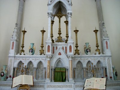 Église Notre-Dame-de-l'Assomption des Tourreilles 06