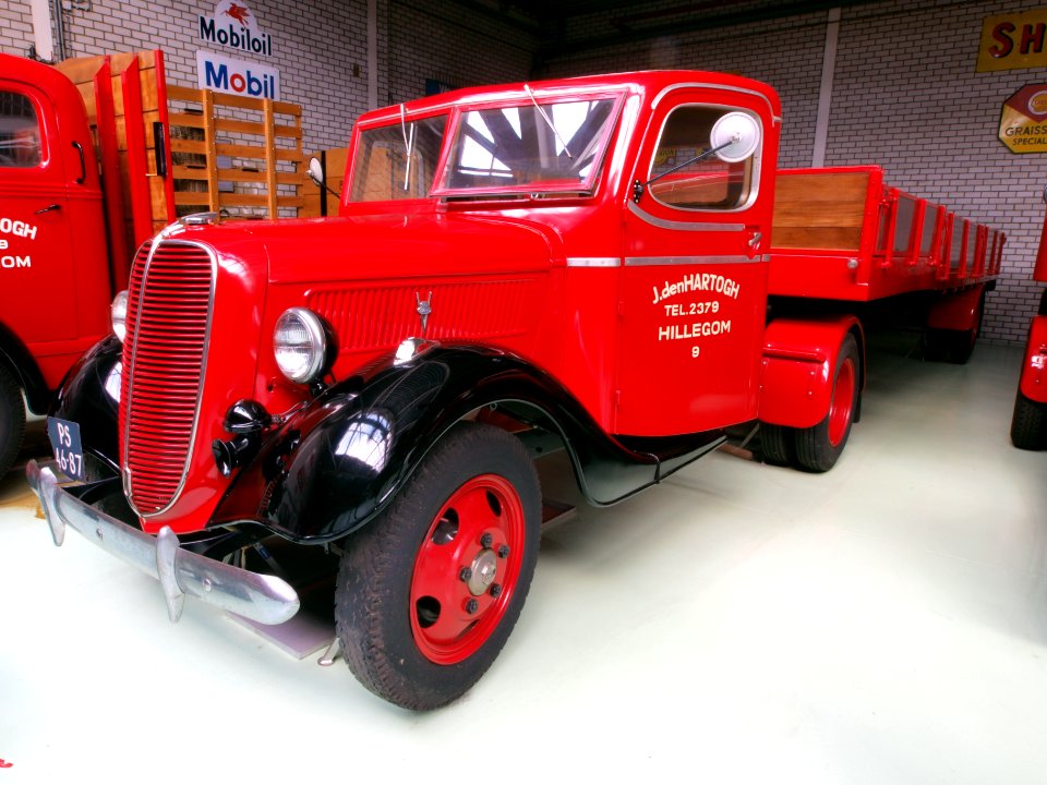 1937 Ford 79 Tractor Unit pic4