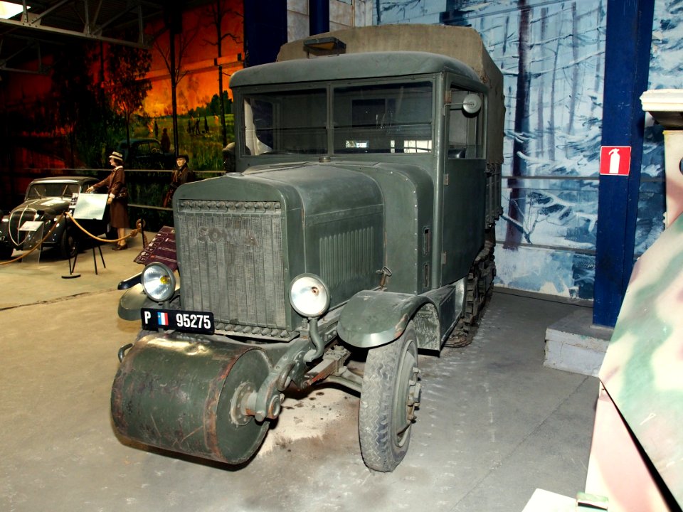 1936 SOMUA MCG5, in the Musée des Blindés, France, pic-3