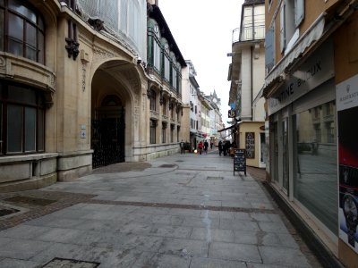 Évian-les-Bains - Rue Nationale - Entrée de la source Cachat photo