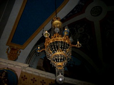 Église de l'Invention-de-Saint-Étienne de Bizous - lustre 03