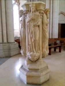 Église de la Rédemption - Quatre statues 2