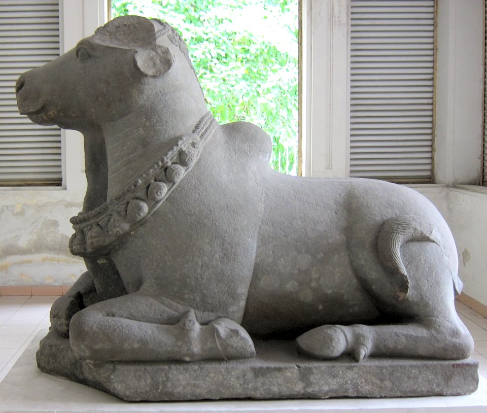 'The Holy Bull Nandin (Nandi)', 7th-8th century, Museum of Cham Sculpture