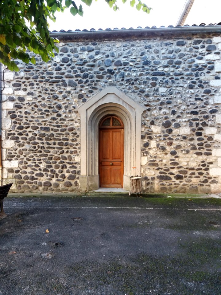 Église Saint-André d'Alba-la-Romaine - Porte place du Château