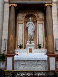 Église Notre-Dame-Saint-Vincent de Lyon - Statue du Sacré Cœur