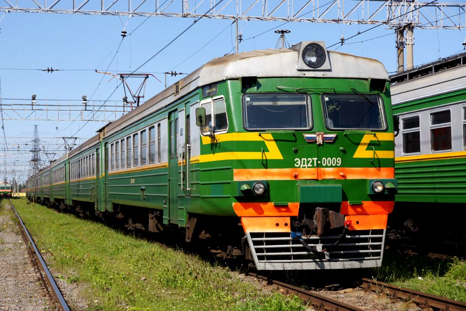 ЭД2Т-0009, Россия, Санкт-Петербург, депо Санкт-Петербург-Московское (Металлострой) (Trainpix 42895)