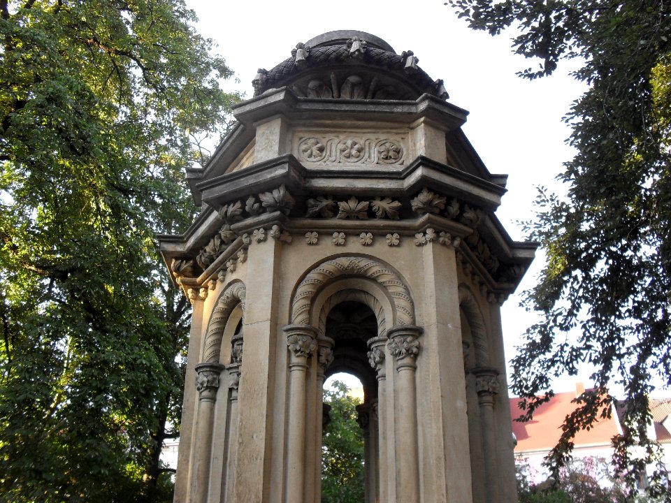 (TTO) Kašna jubilejní, Kolestůjova (Teplice) 3