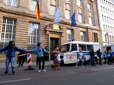 "Seehofer abschieben!" Demonstration aigainst the german homeland minister 12