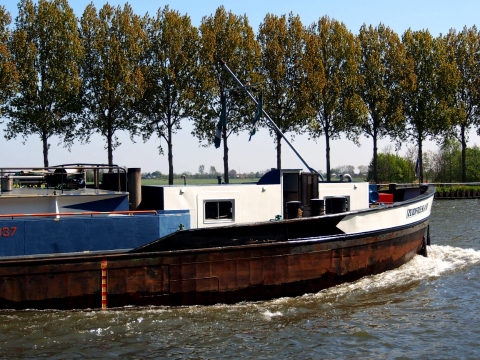 Zuidfriesland, ENI 02324037 at the Amsterdam-Rhine canal, pic5