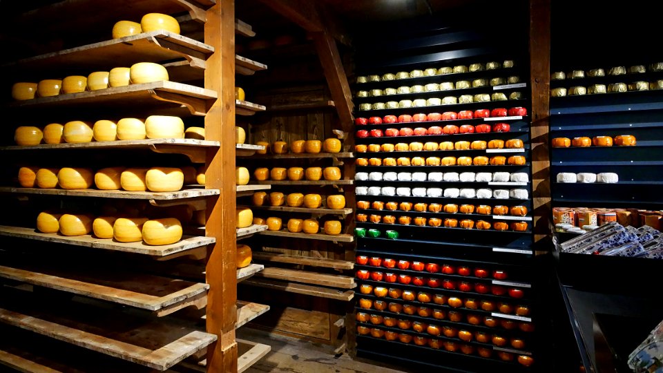 ZuiderzeeMuseumShopsCheeseStoreH1c