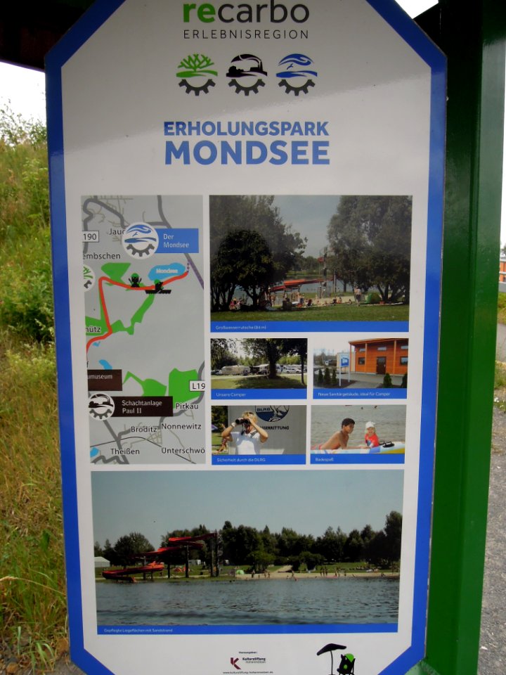 Zuckerbahn-Radweg in Zeitz an der Anschlussstelle Naumburger Straße beim ehem. Hermannschacht -RECARBO-Infotafel Mondsee- im Juli 2019a