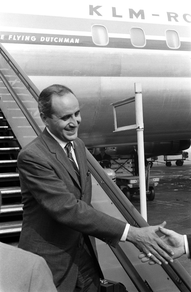 Zoon van Bourquiba op Schiphol, Bestanddeelnr 912-8952