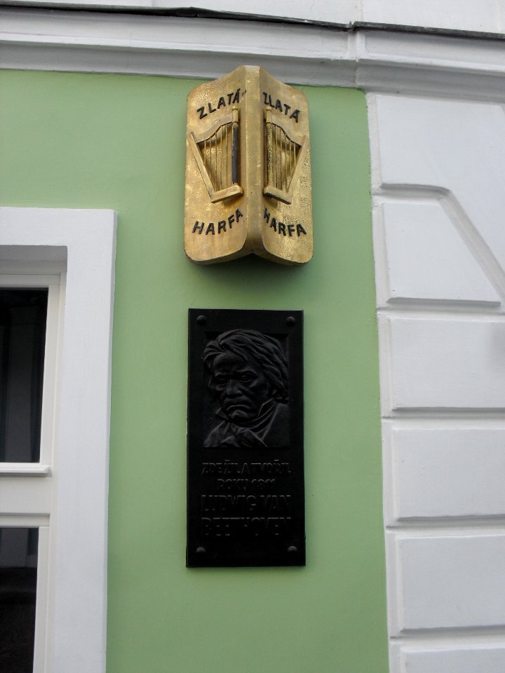 Zlatá Harfa, Teplice - Beethoven památník