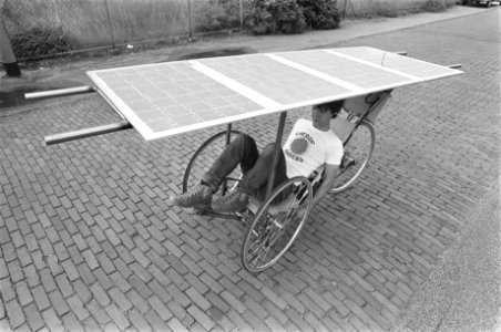 Zonnefiets bij Energie Anders, Bestanddeelnr 933-0354