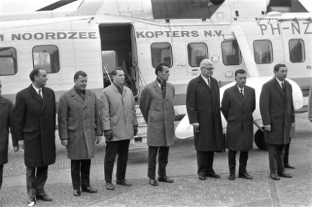 ZKH Prins Bernhard ontvangt een delegatie van Internat. Federation of Airline Pi, Bestanddeelnr 922-2365