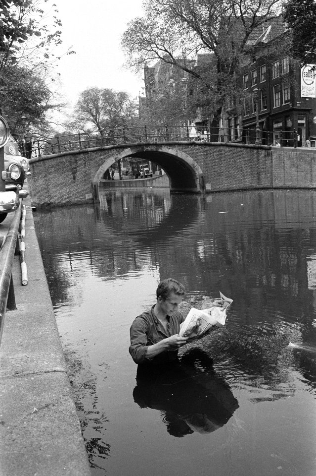 Zomerse dag in Amsterdam in de gracht, Bestanddeelnr 915-2613